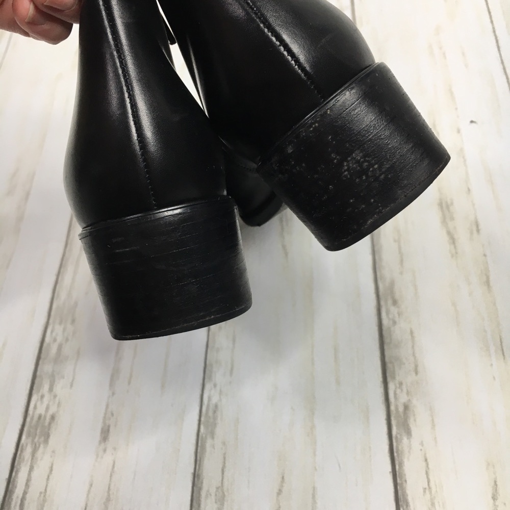 Amalfi Pillow A Black Leather Ankle Booties - Picture 5 of 8